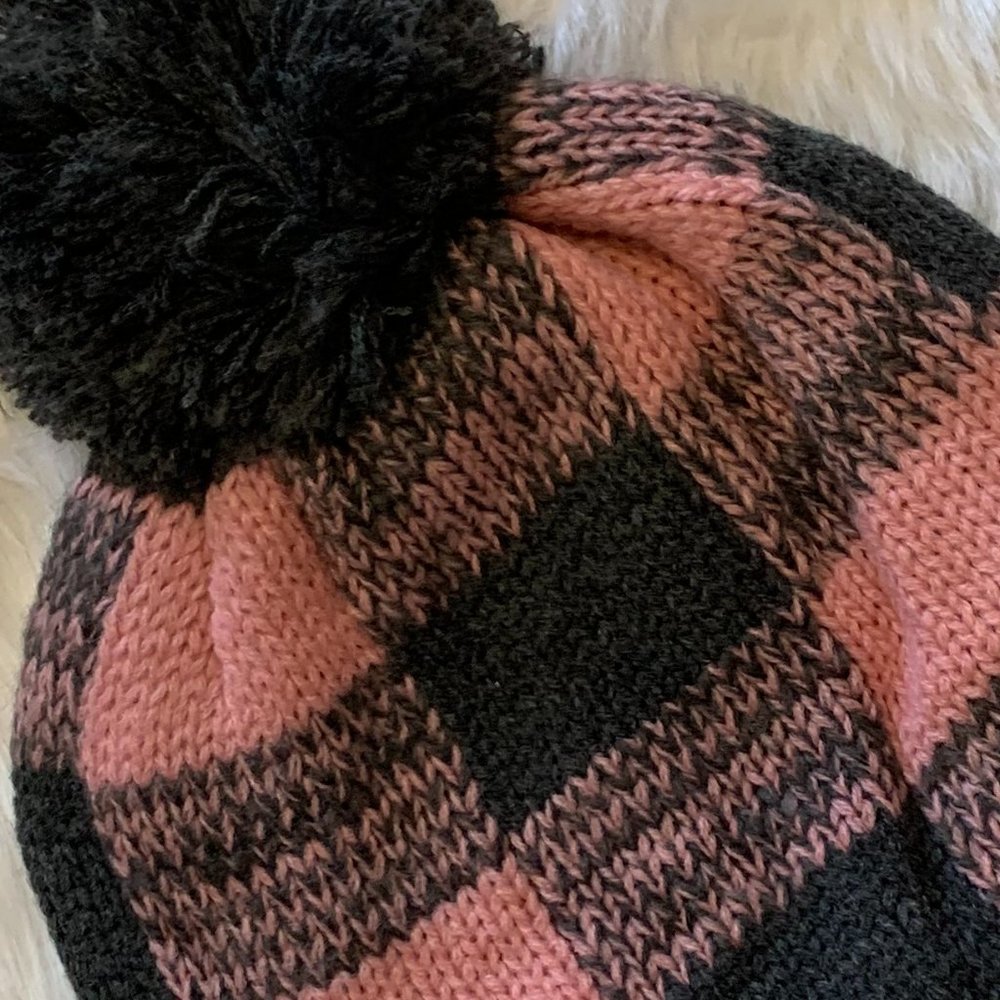 TRENDY Black & PINK Buffalo Check Pom Winter Hat Beanie - Picture 5 of 6